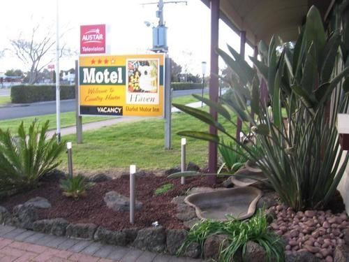 Darlot Motor Inn Хоршам Екстериор снимка
